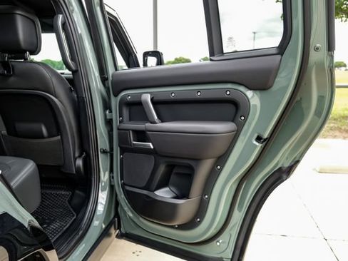 New 2026 Land Rover Defender 110 Trophy Edition AWD/4WD image 63