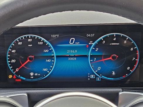 Certified 2023 Mercedes-Benz GLB 250 4MATIC image 11