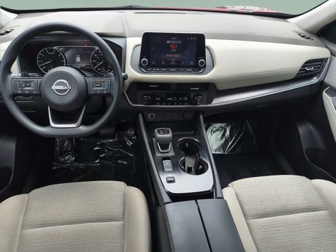 Certified 2023 Nissan Rogue SV FWD image 14