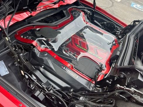 Used 2021 Chevrolet Corvette Stingray Premium Conv w/ Z51 Performance Package RWD image 25