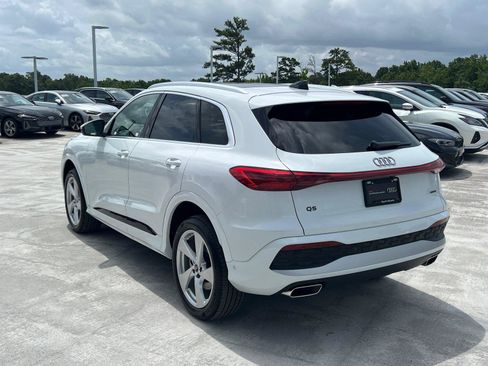 Certified 2025 Audi Q5 Premium Plus w/ Premium Plus AWD/4WD image 7