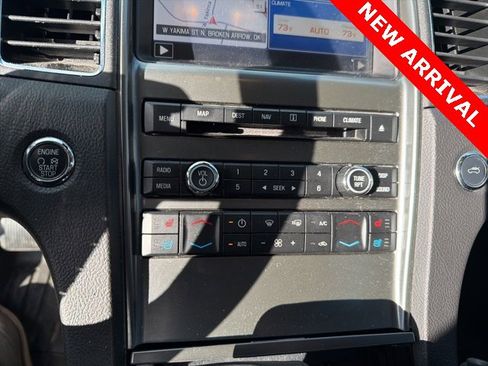 Used 2011 Ford Taurus Limited w/ 303A Rapid Spec Order Code image 18