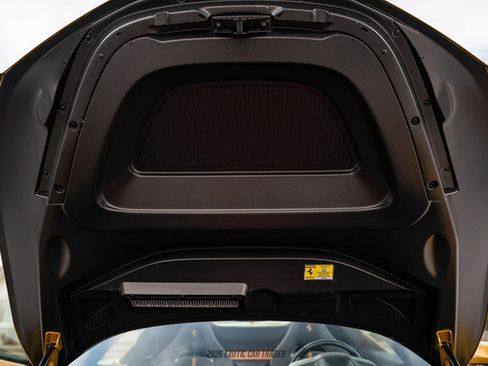 Used 2024 Ferrari SF90 Spider image 49