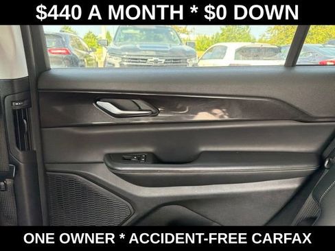 Used 2023 Jeep Grand Cherokee L Laredo AWD/4WD image 44