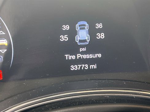 Used 2022 Jeep Grand Cherokee Laredo X image 12