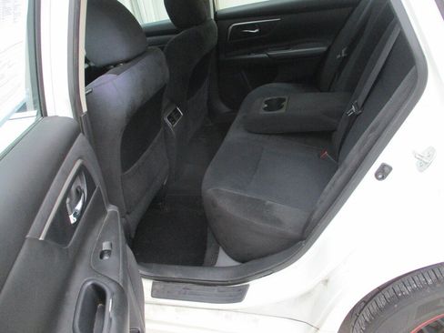 Used 2015 Nissan Altima 2.5 SV w/ Convenience Package FWD image 22