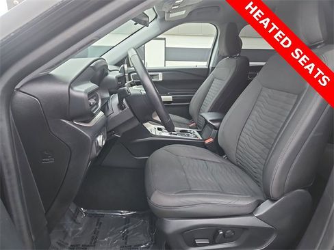 Used 2021 Ford Explorer XLT image 18