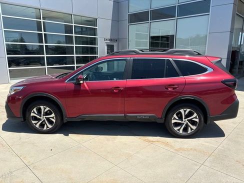 Used 2022 Subaru Outback Limited XT AWD/4WD image 4