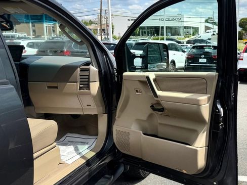 Used 2008 Nissan Titan SE AWD/4WD image 28