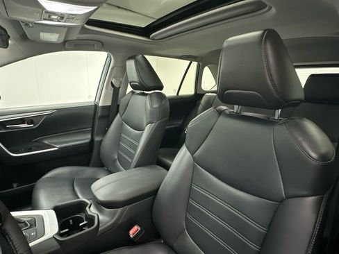 Certified 2023 Toyota RAV4 XLE Premium AWD/4WD image 9