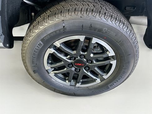 Used 2026 Toyota Tacoma TRD Sport RWD image 11