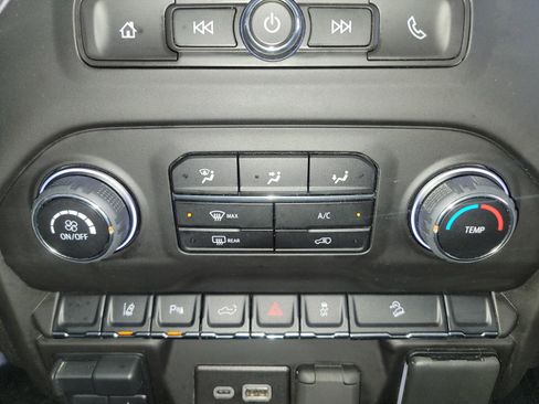 Used 2024 Chevrolet Silverado 2500 Custom w/ Custom Value Package AWD/4WD image 22