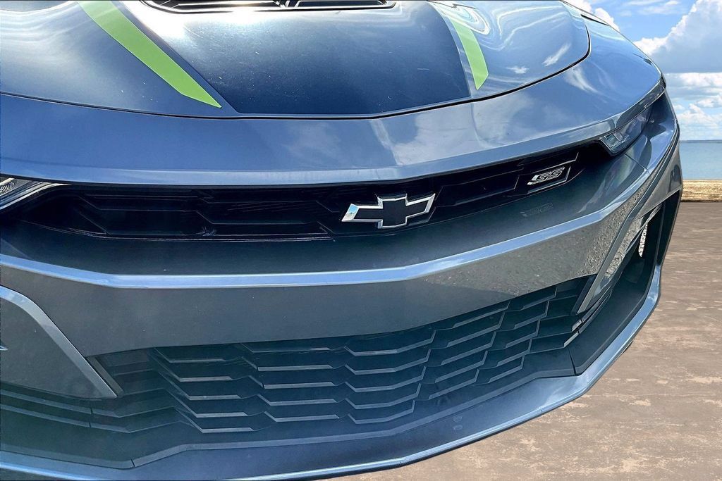 Used 2020 Chevrolet Camaro SS RWD image 30