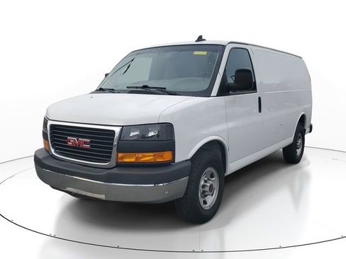 Used 2023 GMC Savana 2500 w/ Driver Convenience Package RWD image 3