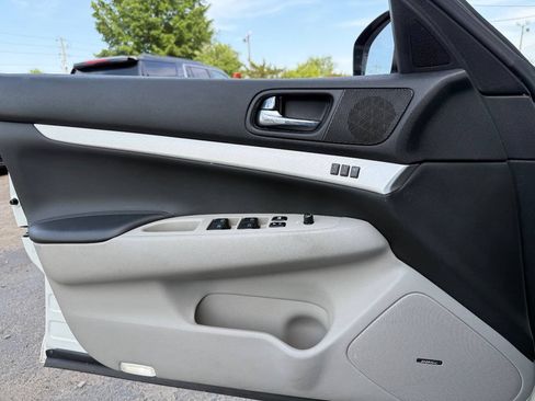 Used 2009 INFINITI G37 Journey w/ Premium Pkg RWD image 20