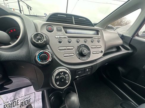 Used 2009 Honda Fit Sport image 17