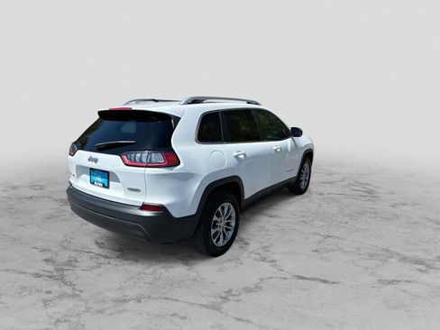 Used 2019 Jeep Cherokee Latitude Plus w/ Comfort/Convenience Group AWD/4WD image 7