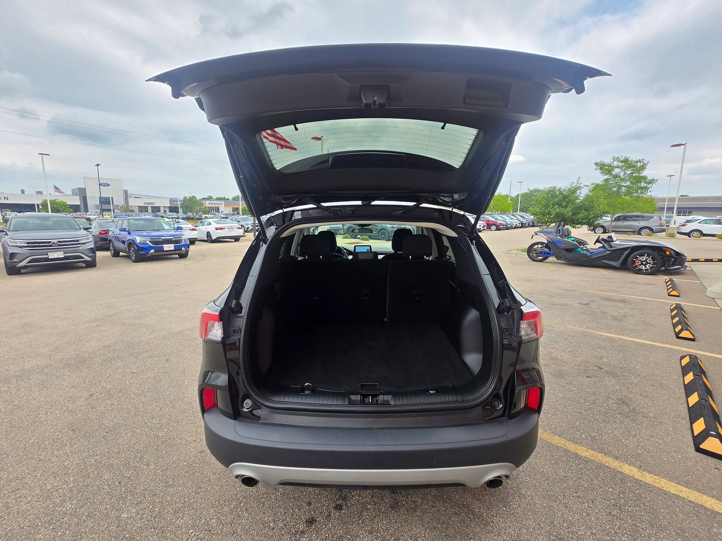 Used 2021 Ford Escape SE FWD image 7