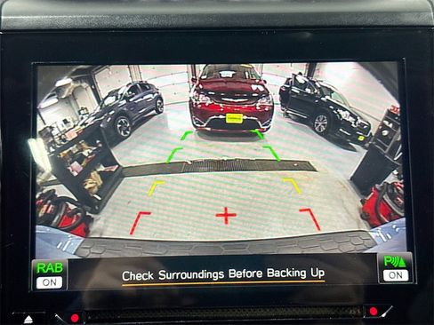 Used 2021 Subaru Crosstrek 2.5i Limited w/ Moonroof Package 2 image 12