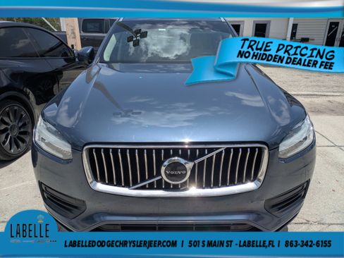 Used 2020 Volvo XC90 T5 Momentum FWD image 3