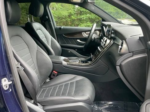 Used 2021 Mercedes-Benz GLC 300 4MATIC image 20