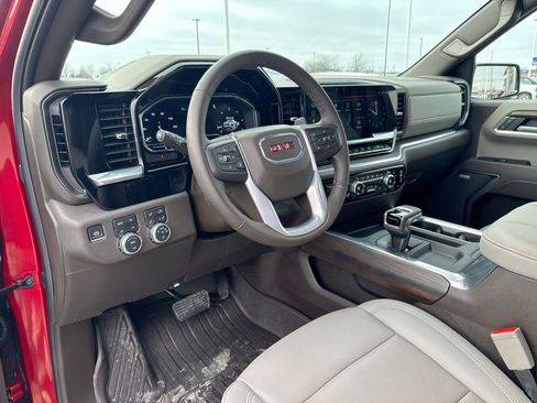 Used 2025 GMC Sierra 1500 SLT w/ SLT Premium Plus Package image 10