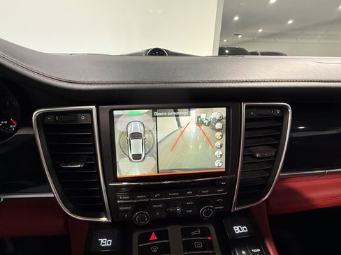 Used 2016 Porsche Panamera 4 image 34