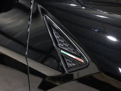 Used 2023 Lamborghini Urus S image 23