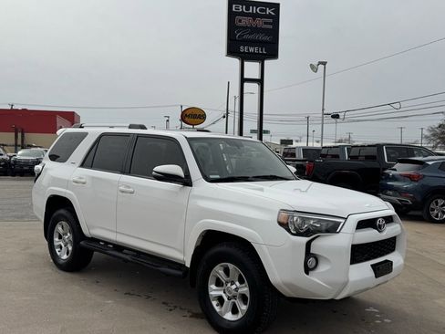 Used 2019 Toyota 4Runner SR5 Premium image 1