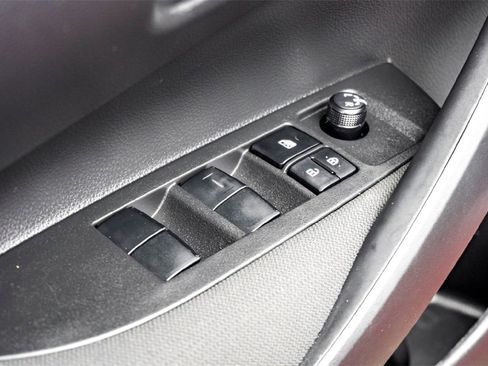 Used 2026 Toyota Corolla LE image 11