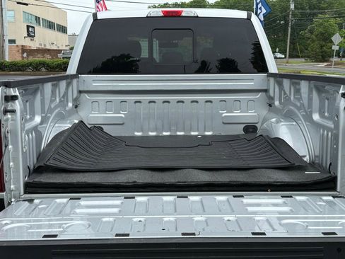 Used 2019 Ford F150 XLT w/ Equipment Group 302A Luxury AWD/4WD image 8