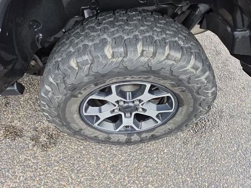 Used 2022 Jeep Wrangler Unlimited Rubicon AWD/4WD image 12