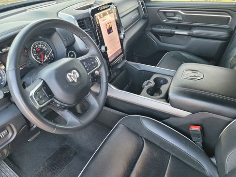 Used 2025 RAM 1500 Laramie AWD/4WD image 19