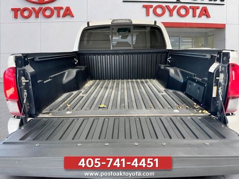 Used 2019 Toyota Tacoma SR w/ SR Convenience Package RWD image 12