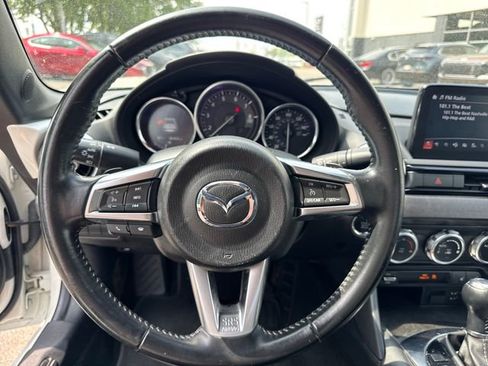 Used 2020 MAZDA MX-5 Miata RF Grand Touring RWD image 18