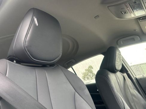 Used 2022 Toyota Mirai XLE w/ Advanced Technology Package image 16