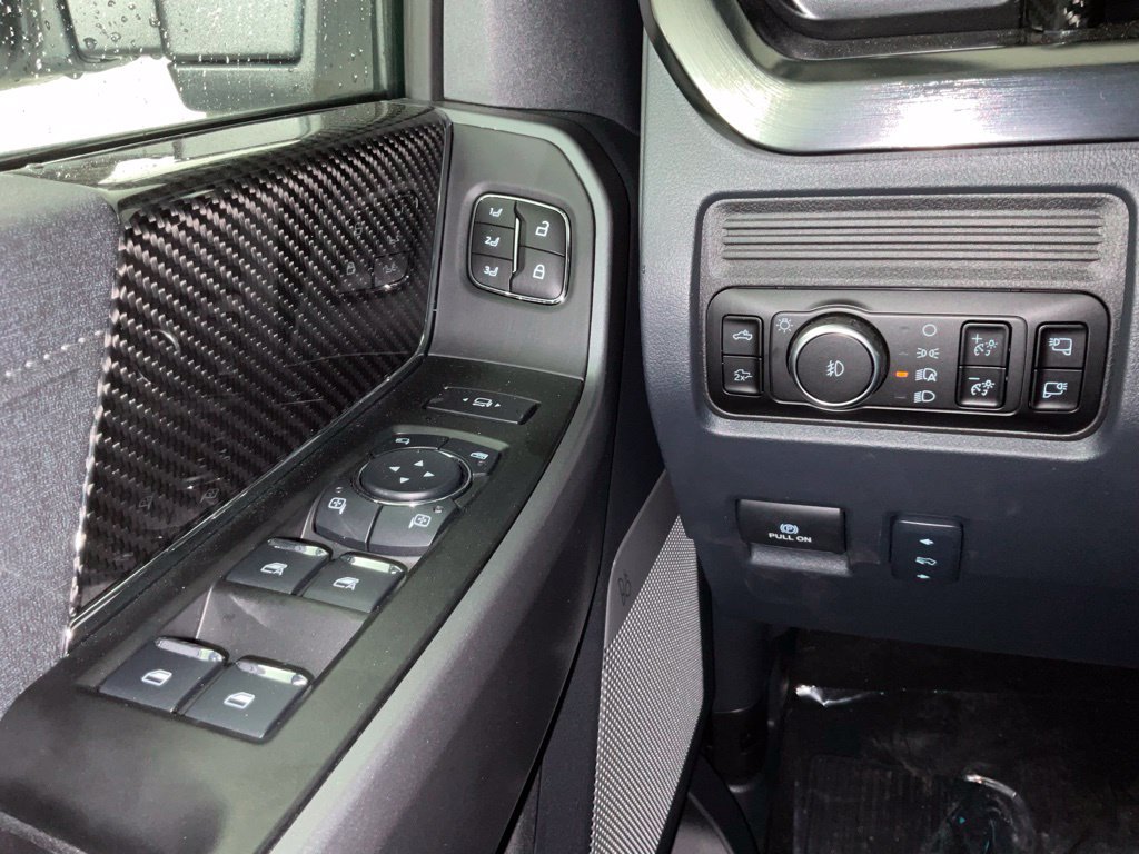 New 2026 Ford F250 Lariat w/ Black Appearance Package AWD/4WD image 21