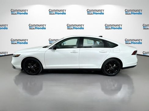 Certified 2025 Honda Accord SE image 8