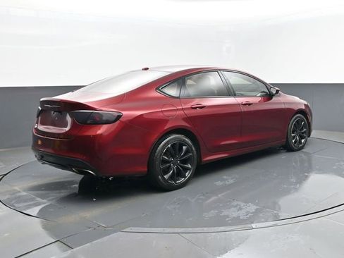 Used 2015 Chrysler 200 S w/ Comfort Group image 21