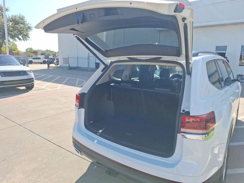 Used 2022 Volkswagen Atlas SE image 33