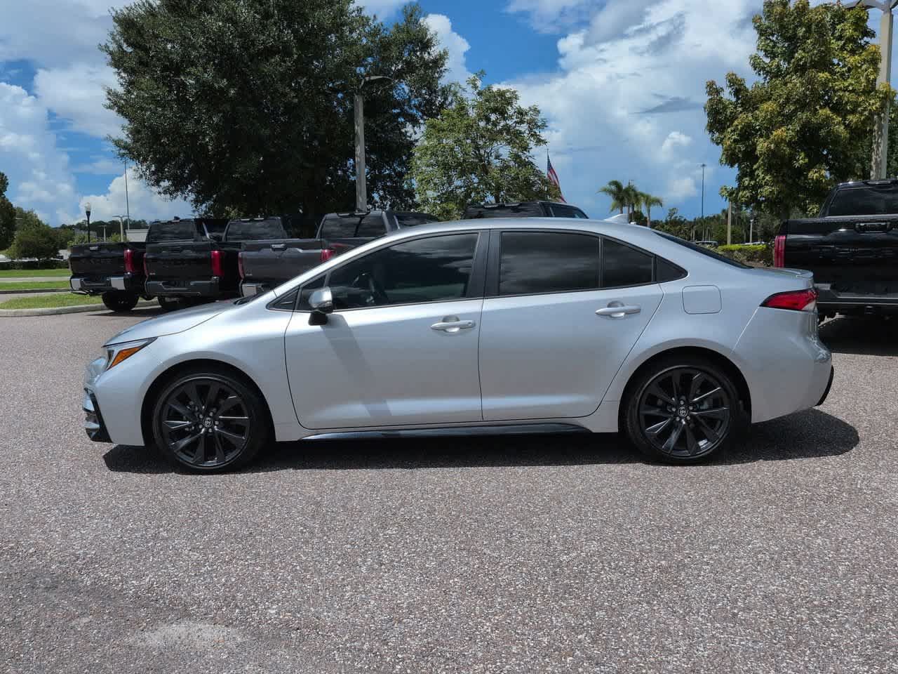 Certified 2026 Toyota Corolla SE FWD image 3
