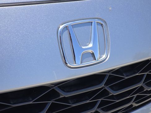 Certified 2023 Honda HR-V LX image 7