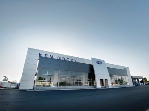 Used 2022 BMW 540i w/ Executive Package image 10