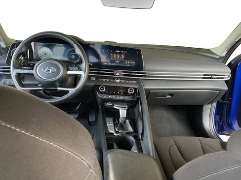 Certified 2023 Hyundai Elantra SEL w/ Convenience Package image 6