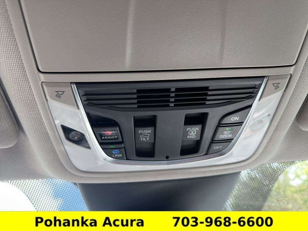 Used 2024 Acura MDX w/ Technology Package AWD/4WD image 18