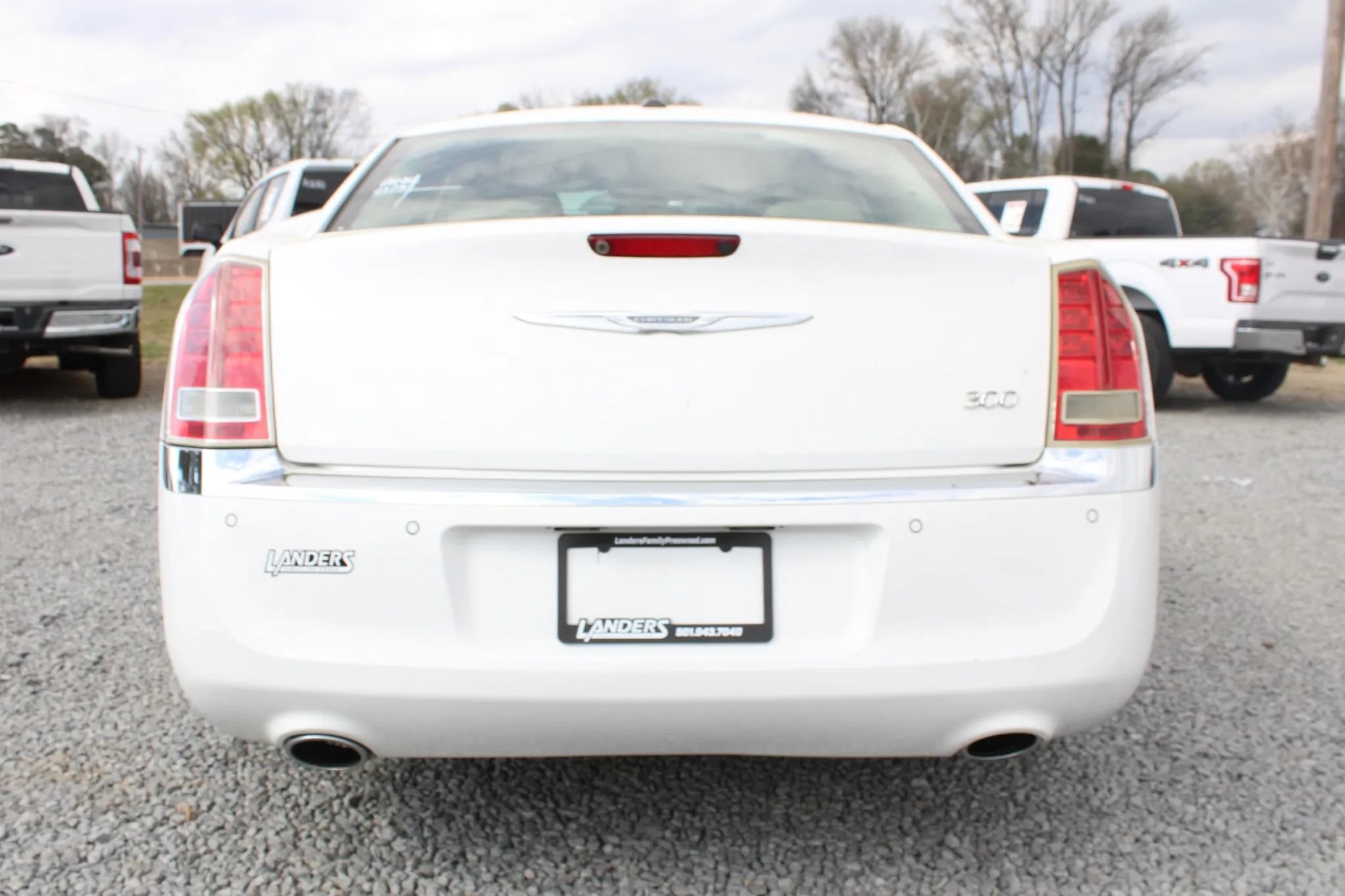 Used 2011 Chrysler 300 Limited w/ Sound Group RWD image 10