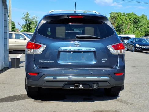 Used 2014 Nissan Pathfinder SL w/ SL Premium Package AWD/4WD image 4
