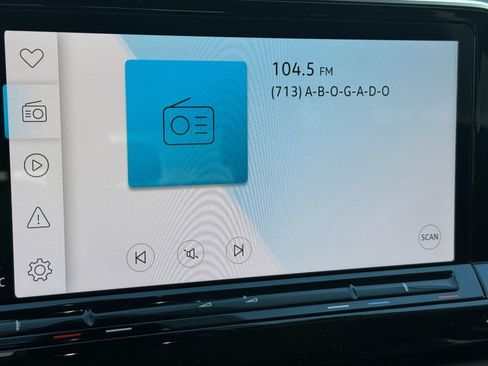 New 2026 Volkswagen Atlas SE image 25