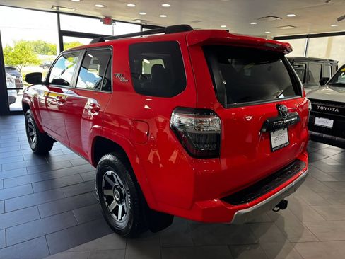 Used 2024 Toyota 4Runner TRD Off-Road Premium w/ Moonroof Package AWD/4WD image 3