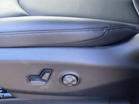 New 2026 Chrysler Voyager LX image 10